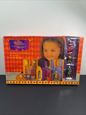 Hunchback of Notre Dame Once Upon a Time Castle Playset 66215 Esmeralda Phoebus